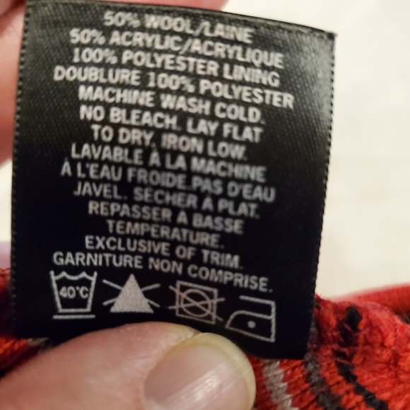 - π¨π¦ Merkley wool blend toque - Picture 5 of 5